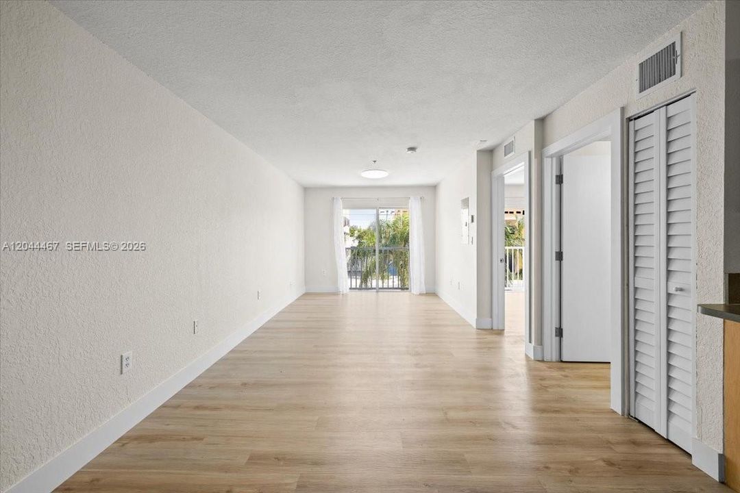Dinning/Living Room