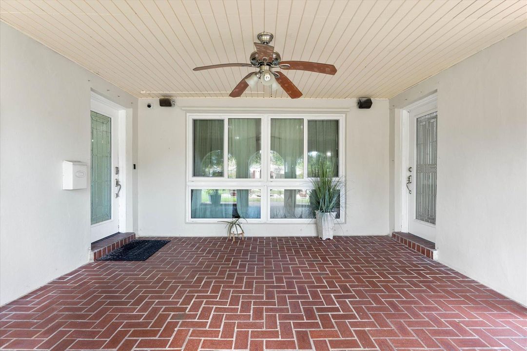 04-8951 SW 51st Pl, Cooper City
