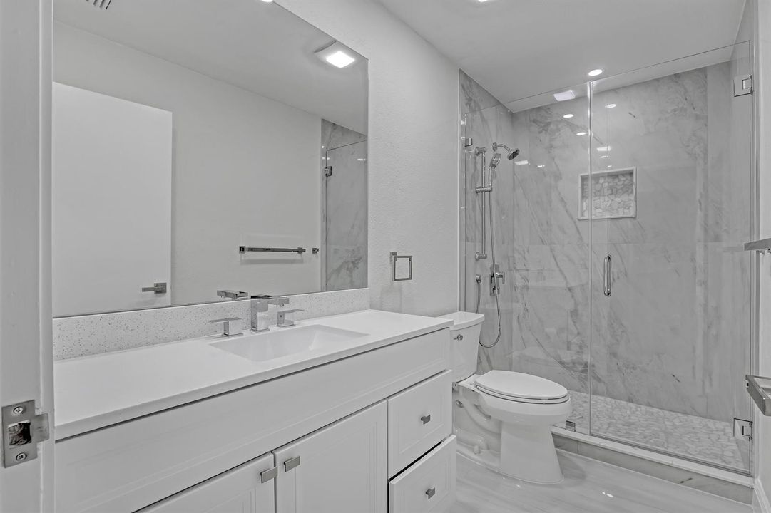 6185 White Oak (37)