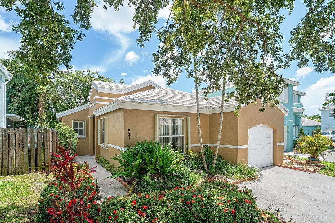 003-6561FernStreet-Margate-FL-33063-SMAL