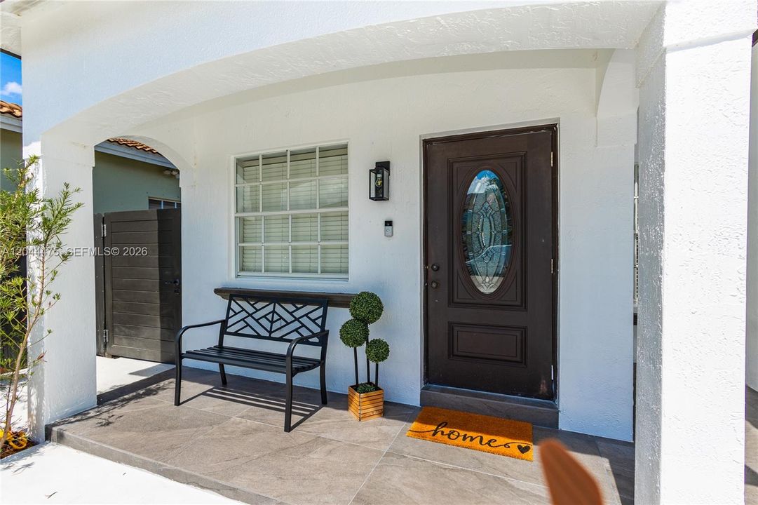 For Sale: $779,900 (3 beds, 2 baths, 1711 Square Feet)