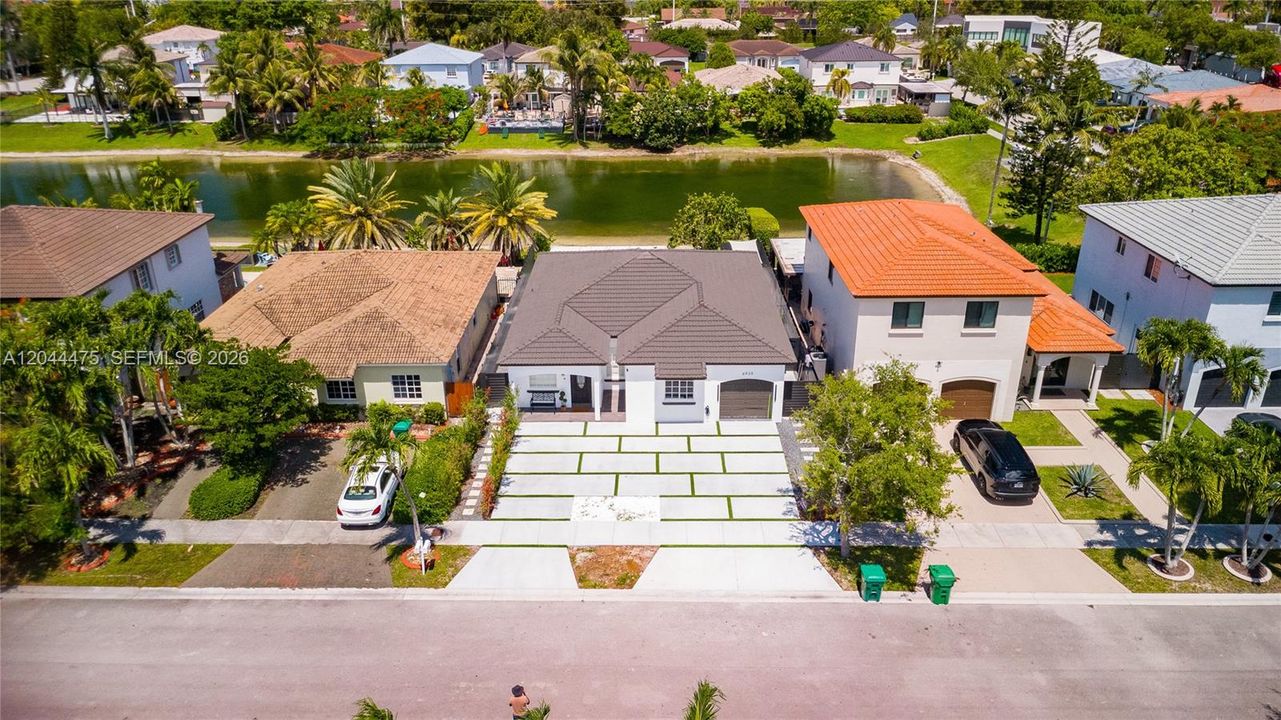 For Sale: $779,900 (3 beds, 2 baths, 1711 Square Feet)