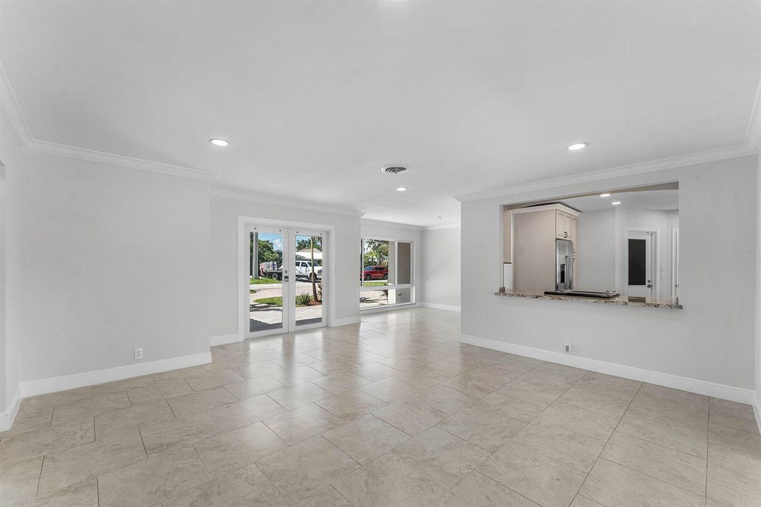 009-1525Southeast6thStreet-DeerfieldBeac