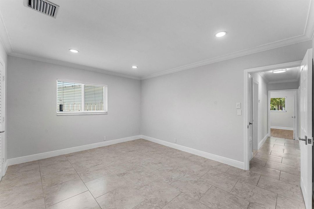 031-1525Southeast6thStreet-DeerfieldBeac