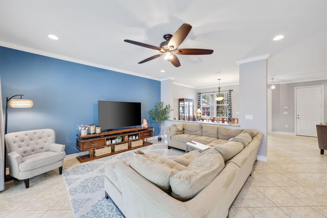 8396 Calabria Lakes Drive - 17.jpg-SMALL