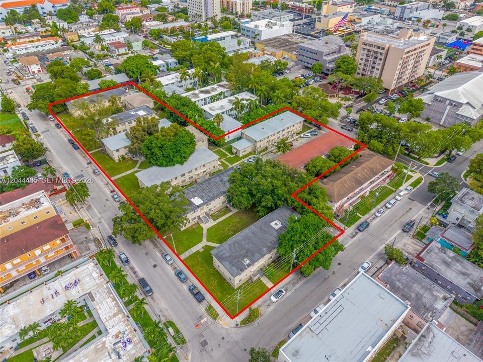 На продажу: $18,500,000 (0 спален, 0 ванн, 0 Квадратных фут)