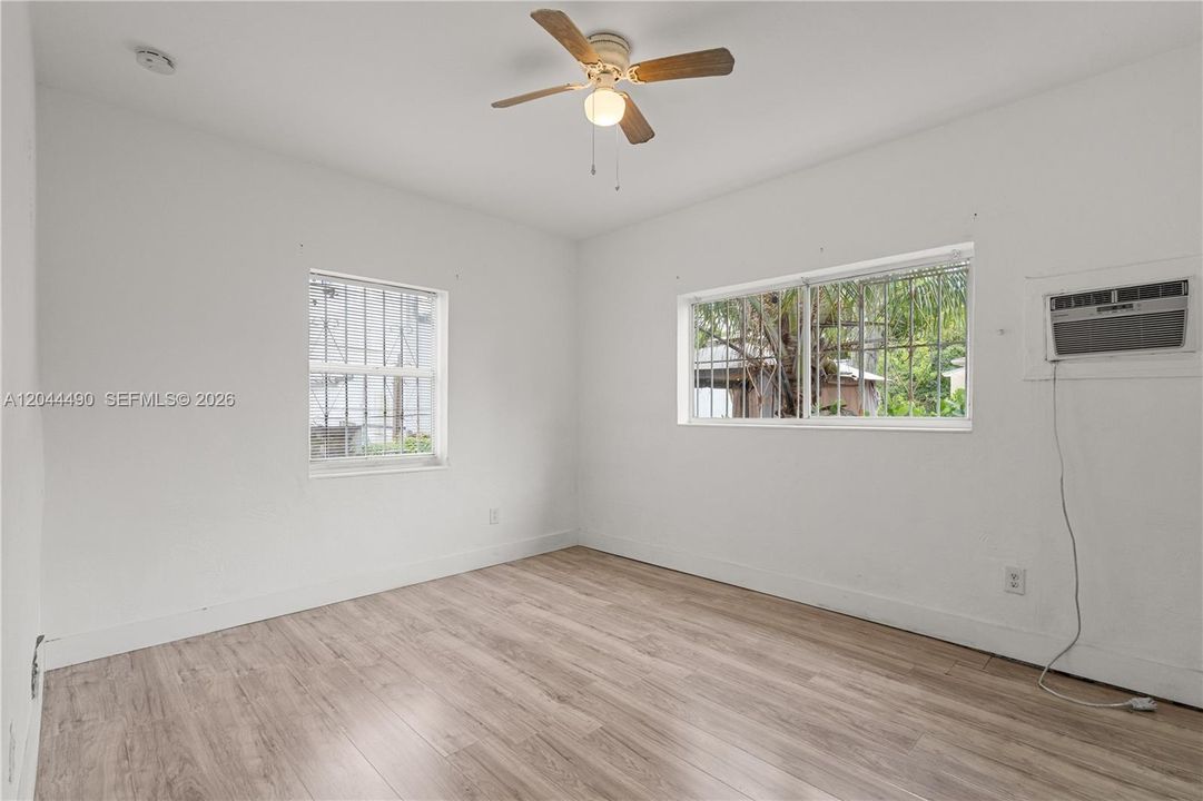 En Venta: $482,900 (0 camas, 0 baños, 1784 Pies cuadrados)