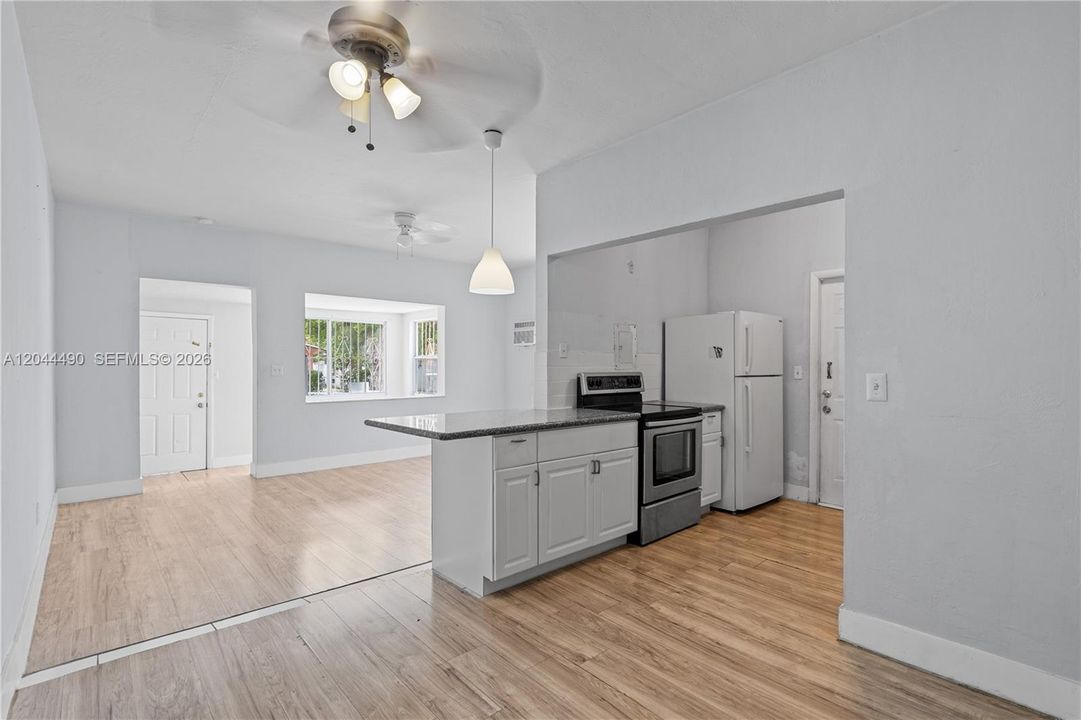 En Venta: $482,900 (0 camas, 0 baños, 1784 Pies cuadrados)