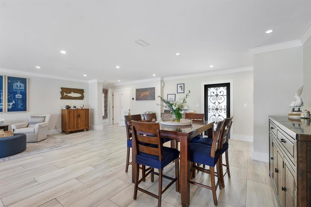 725 Ne 36th St_058