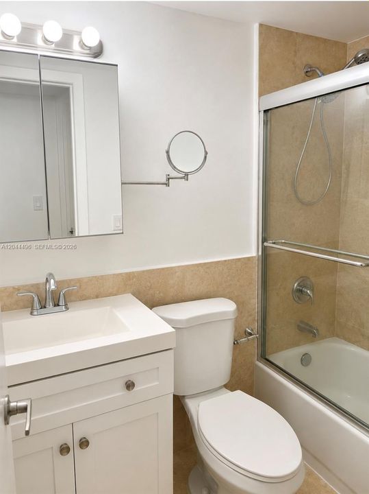 В аренду: $2,400 (2 спален, 1 ванн, 0 Квадратных фут)