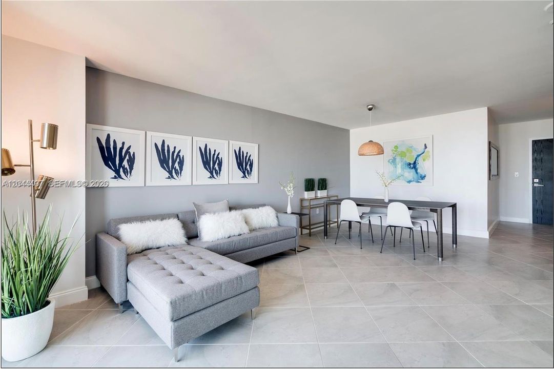 For Rent: $4,100 (1 beds, 1 baths, 740 Square Feet)
