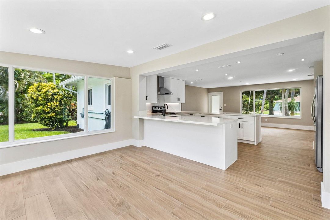 016-945WestwindDrive-NorthPalmBeach-FL-3