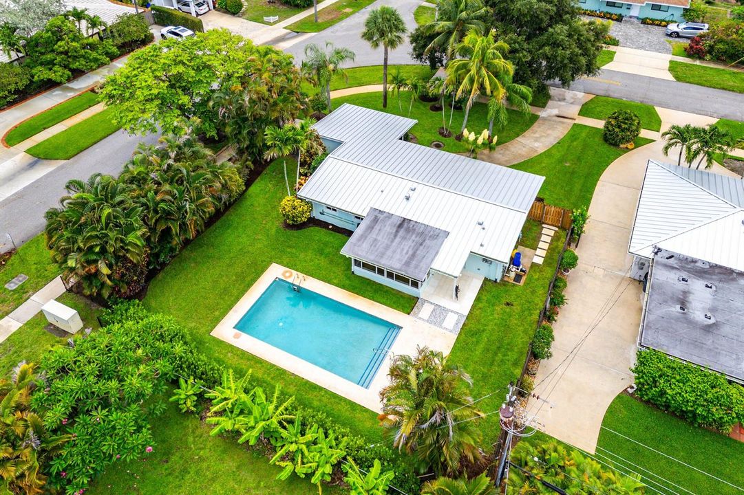 038-945WestwindDrive-NorthPalmBeach-FL-3