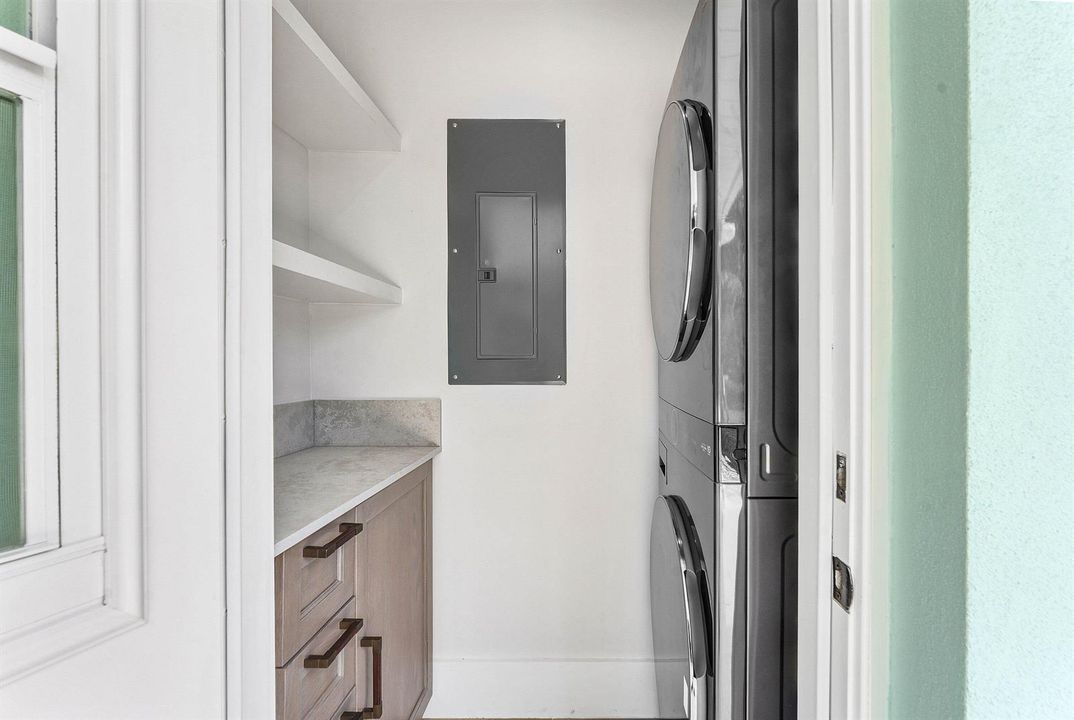 027-945WestwindDrive-NorthPalmBeach-FL-3