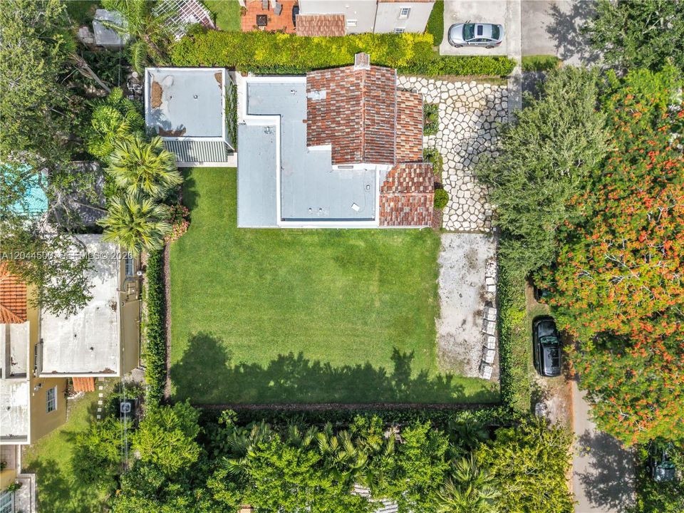 На продажу: $2,450,000 (3 спален, 3 ванн, 1744 Квадратных фут)