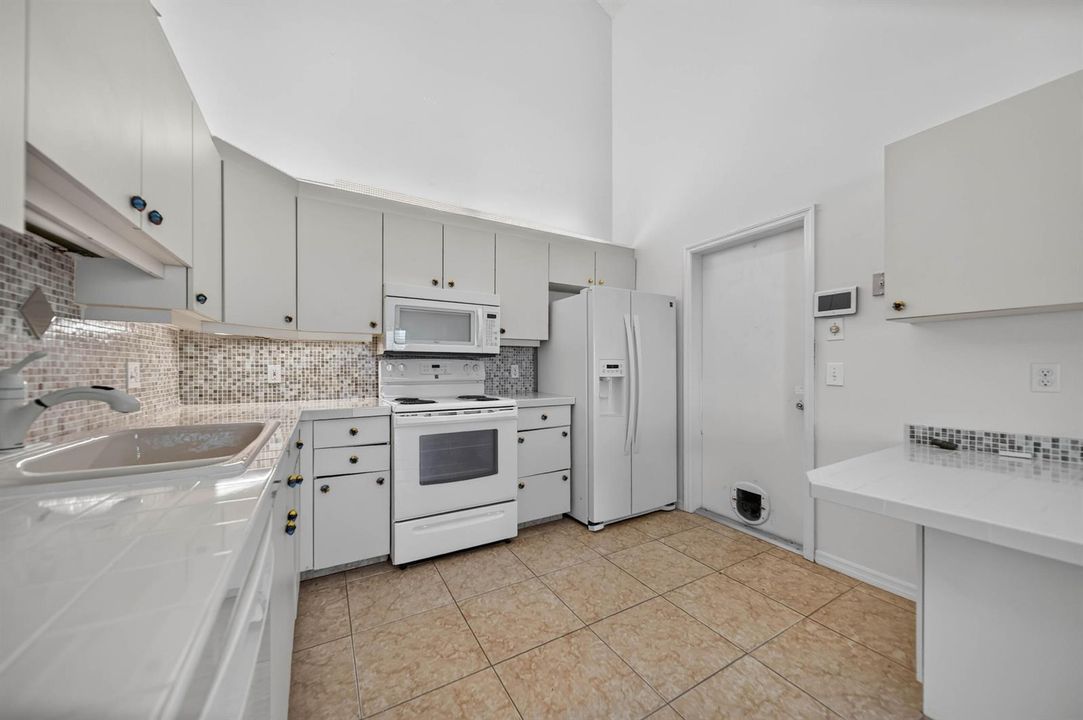 kitchen3.jpg-FULL