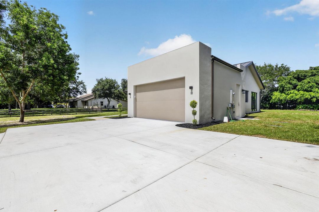 Double Garage