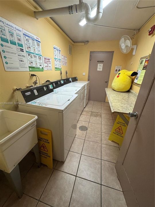 В аренду: $1,800 (1 спален, 1 ванн, 725 Квадратных фут)