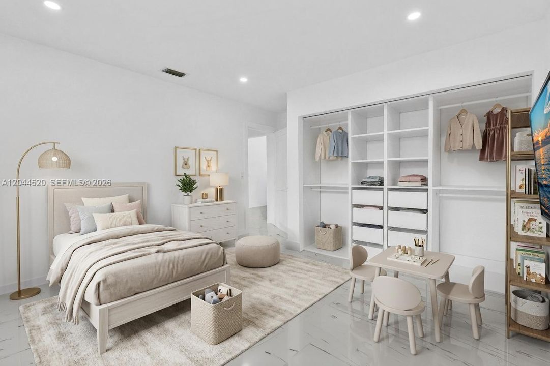 For Rent: $7,800 (4 beds, 2 baths, 2085 Square Feet)
