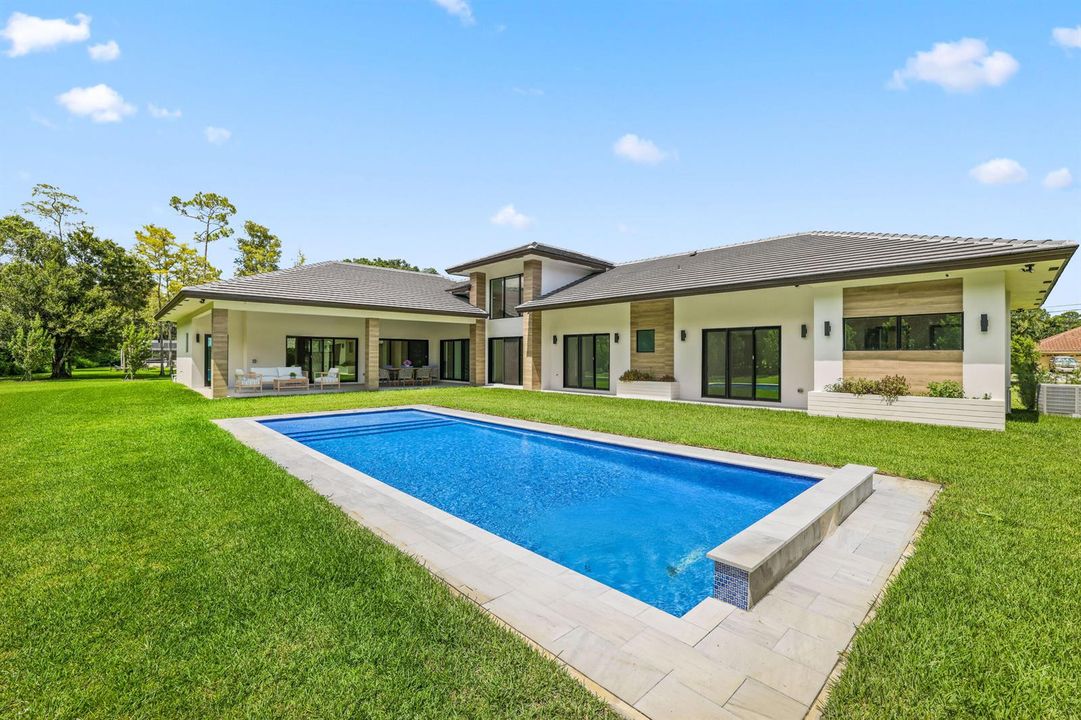 14817 Paddock Dr - 80.jpg-FULL