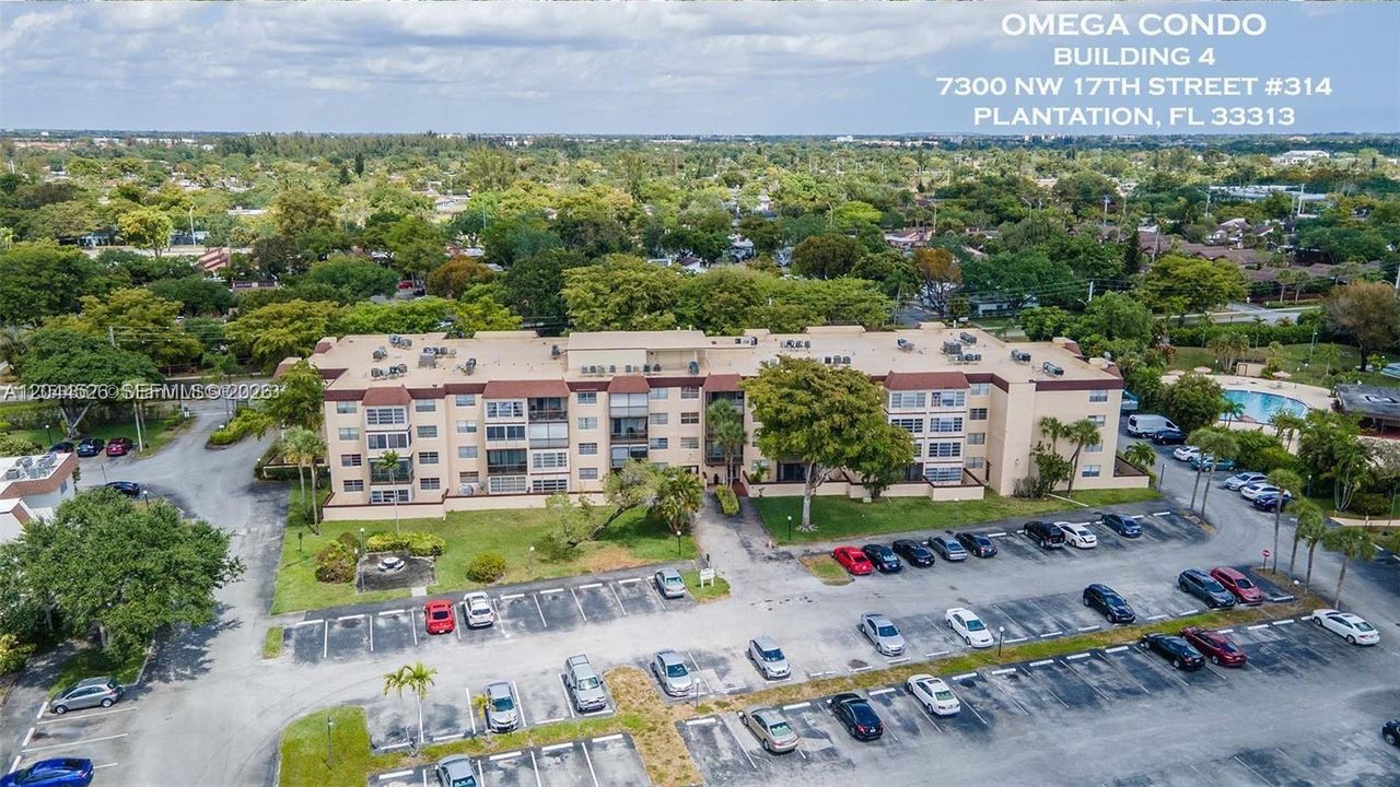 For Rent: $1,650 (1 beds, 1 baths, 960 Square Feet)
