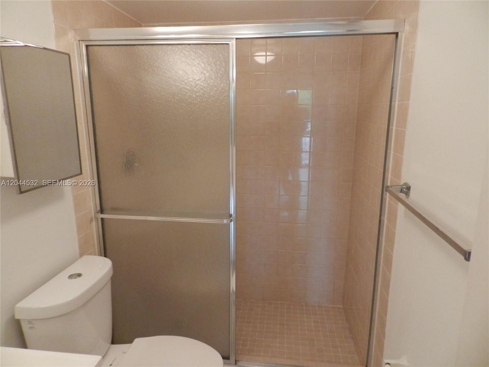 For Rent: $1,790 (2 beds, 2 baths, 933 Square Feet)