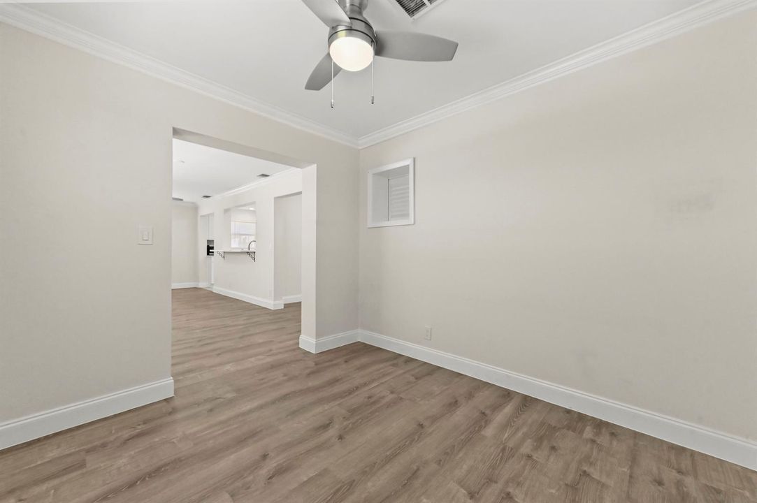 20 Bedroom 02