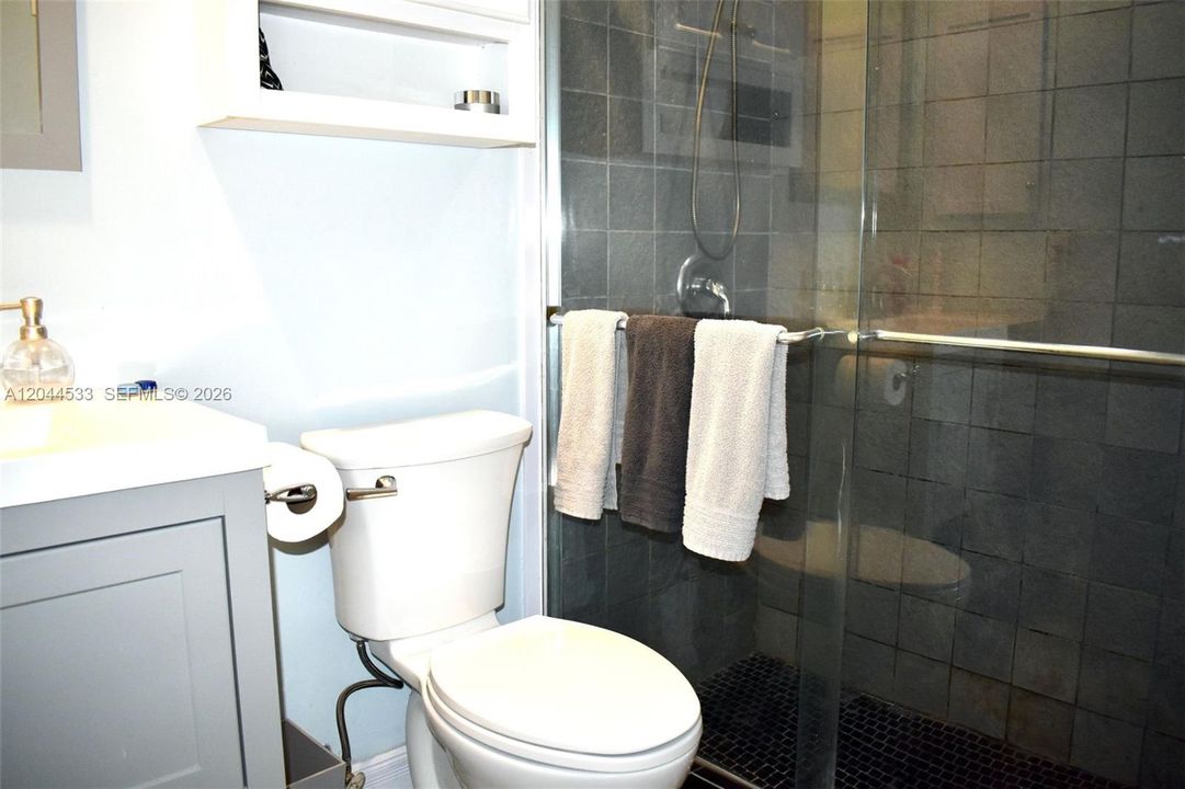В аренду: $4,250 (3 спален, 2 ванн, 1658 Квадратных фут)