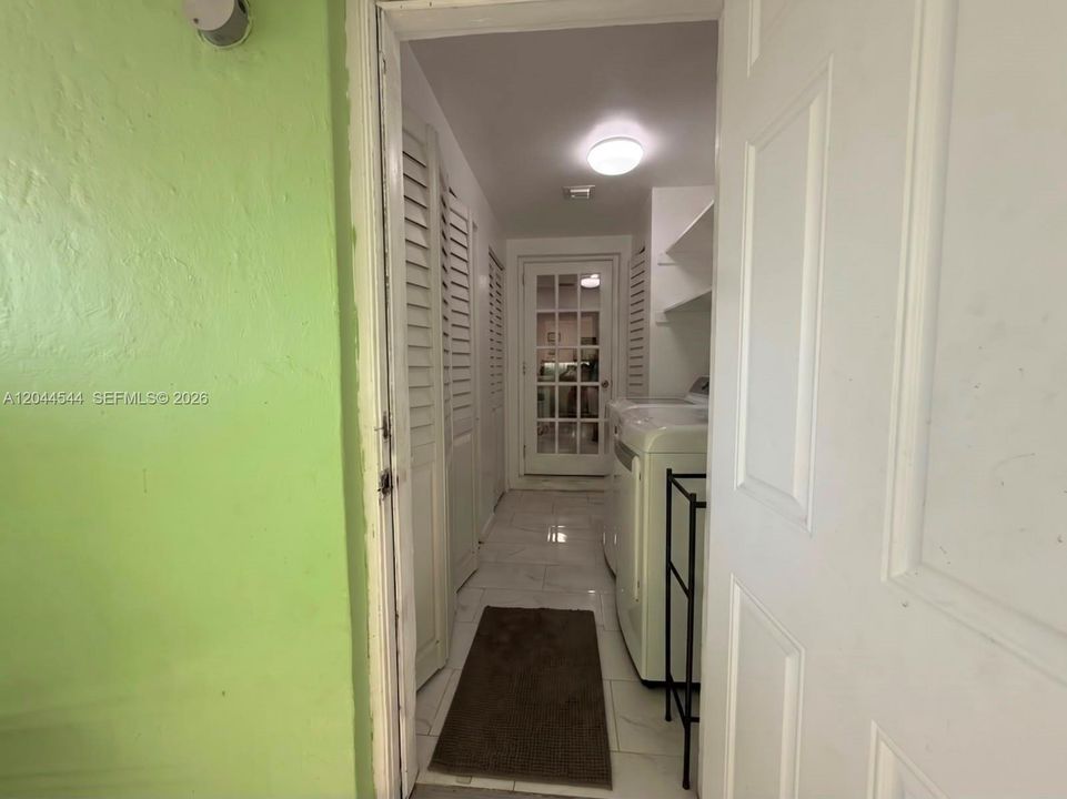 В аренду: $3,300 (3 спален, 1 ванн, 1860 Квадратных фут)