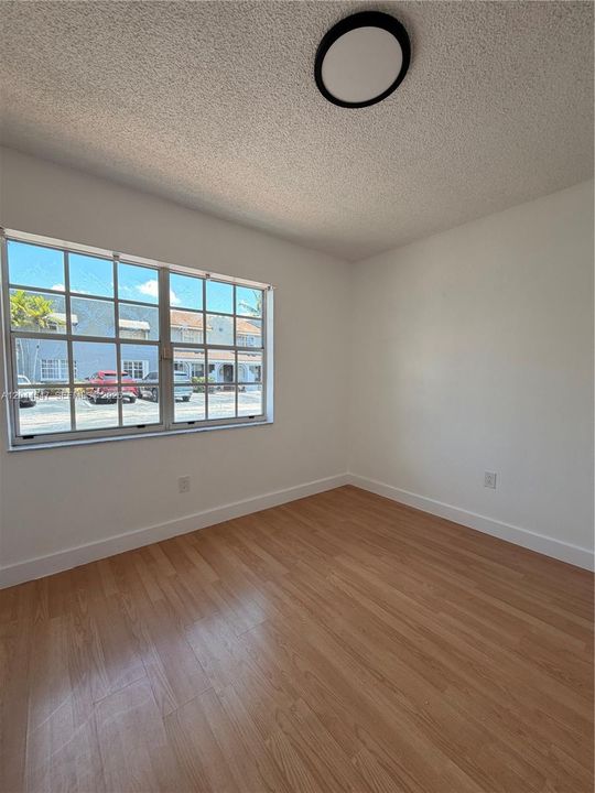 For Rent: $2,700 (2 beds, 2 baths, 1020 Square Feet)