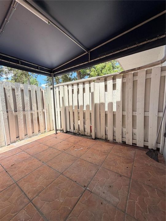 For Rent: $2,700 (2 beds, 2 baths, 1020 Square Feet)