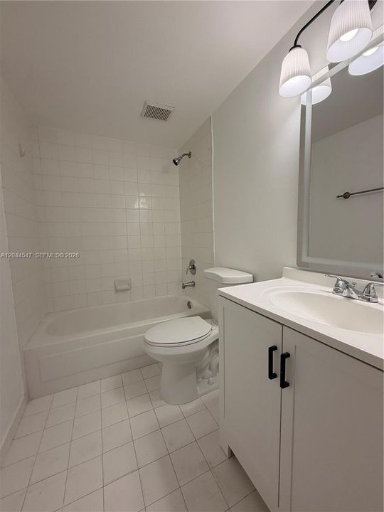 For Rent: $2,700 (2 beds, 2 baths, 1020 Square Feet)