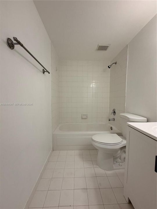 For Rent: $2,700 (2 beds, 2 baths, 1020 Square Feet)