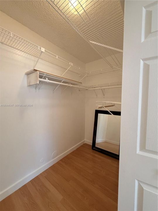 For Rent: $2,700 (2 beds, 2 baths, 1020 Square Feet)