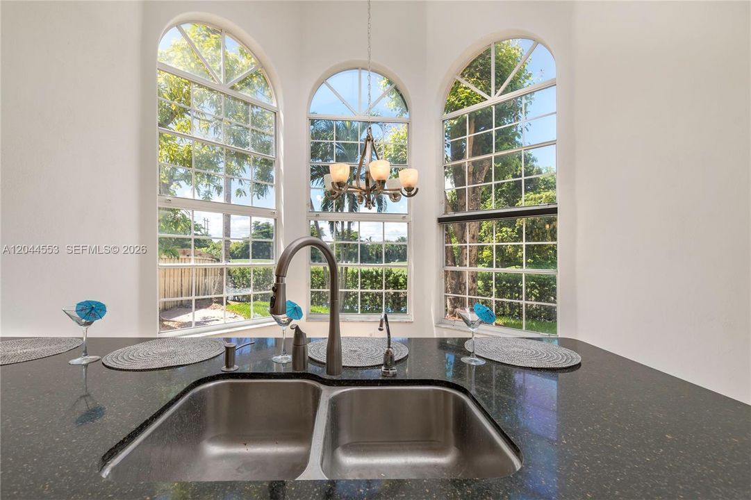 For Sale: $1,100,000 (5 beds, 3 baths, 3175 Square Feet)