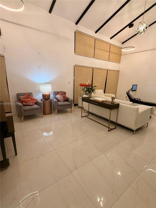 В аренду: $6,600 (4 спален, 3 ванн, 2296 Квадратных фут)