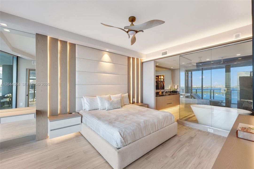 For Sale: $3,750,000 (4 beds, 5 baths, 2686 Square Feet)