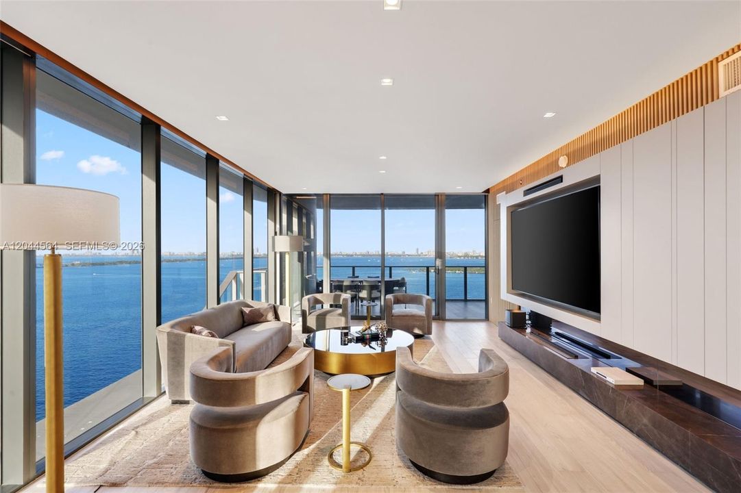For Sale: $3,750,000 (4 beds, 5 baths, 2686 Square Feet)