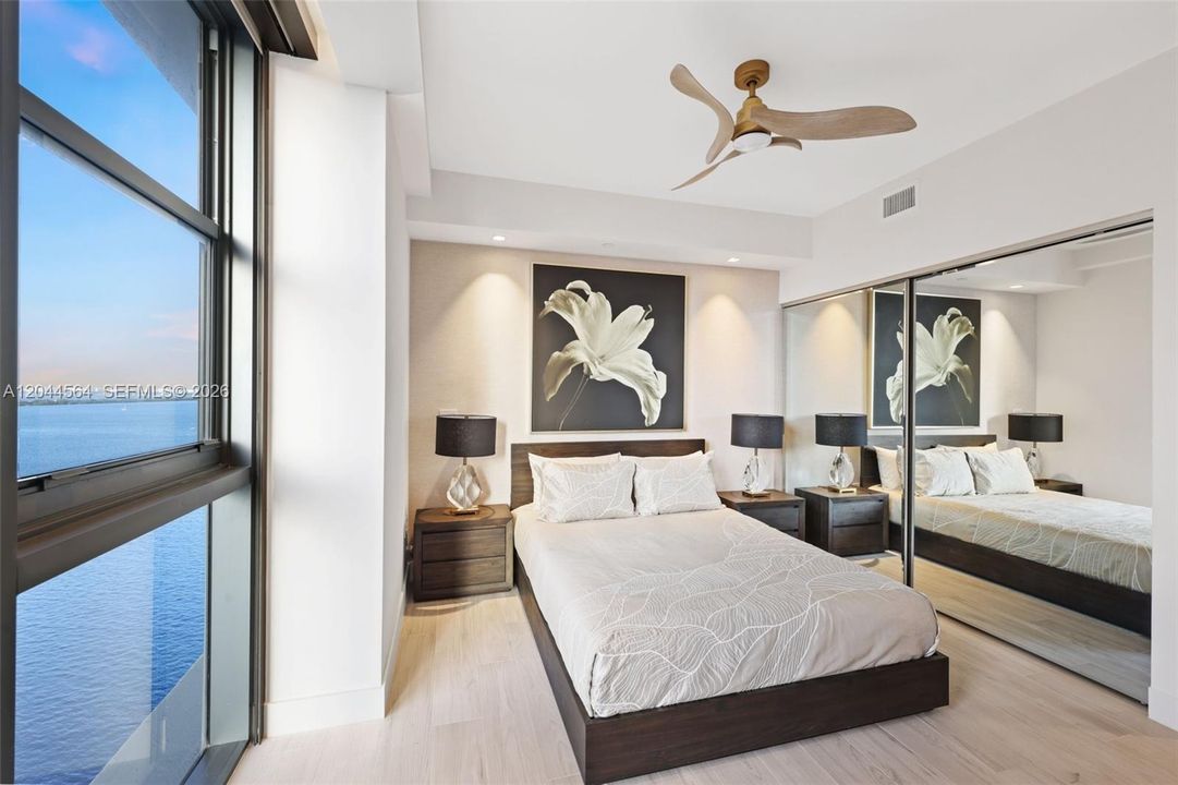 For Sale: $3,750,000 (4 beds, 5 baths, 2686 Square Feet)