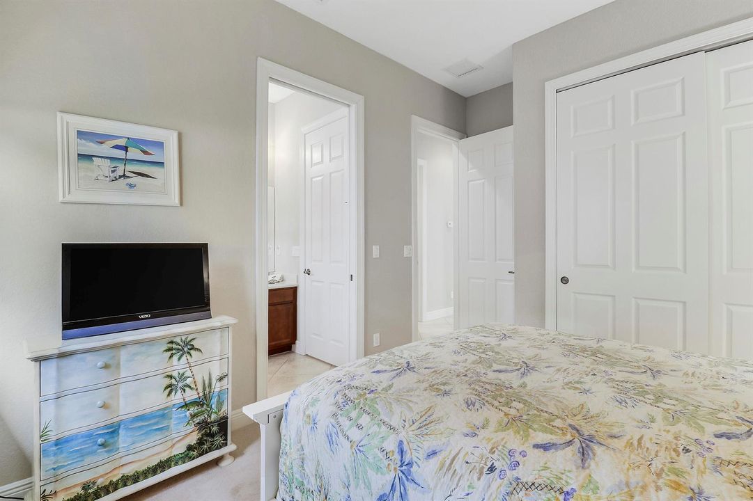 Bedroom 3 w/ Access to Bathroom