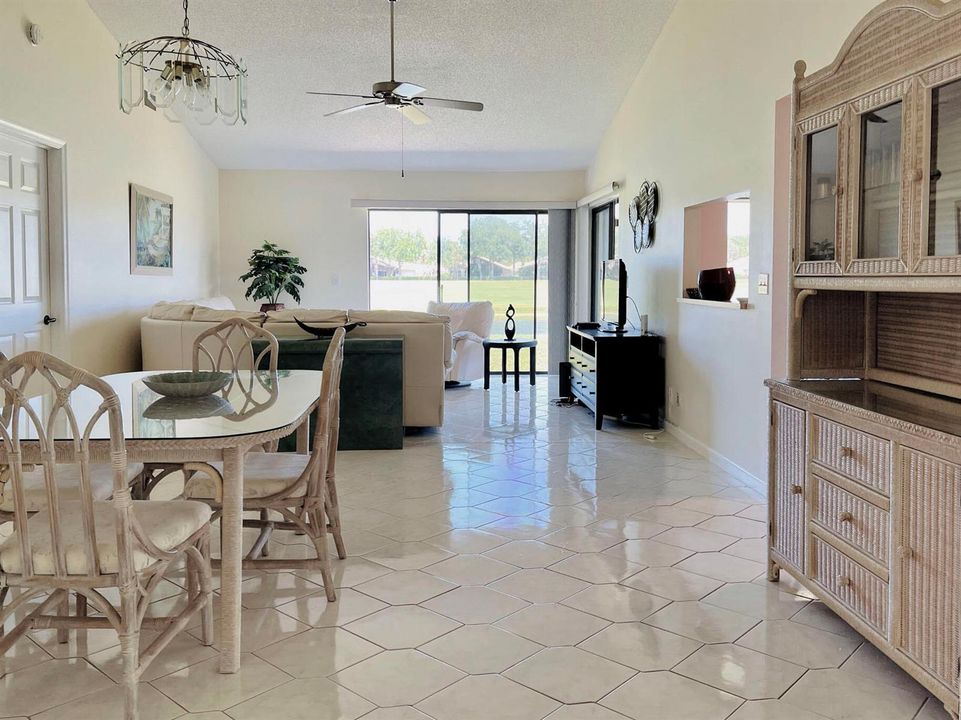 DiningRoom LivingRoom