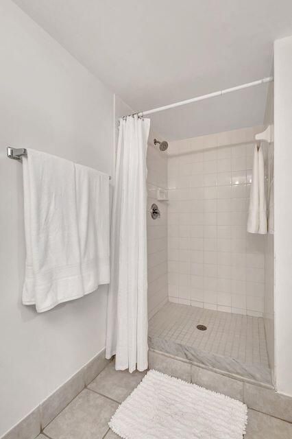 26 2nd Bathroom