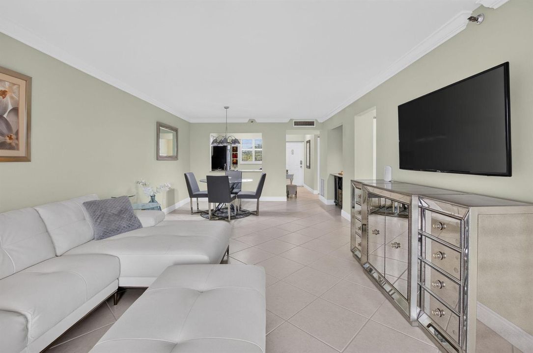 Spacious Great Room