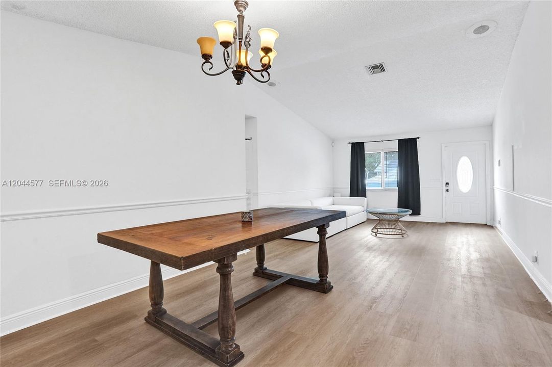 For Sale: $448,100 (4 beds, 2 baths, 1308 Square Feet)