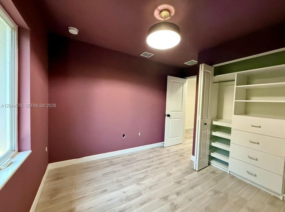 В аренду: $3,400 (3 спален, 2 ванн, 1372 Квадратных фут)