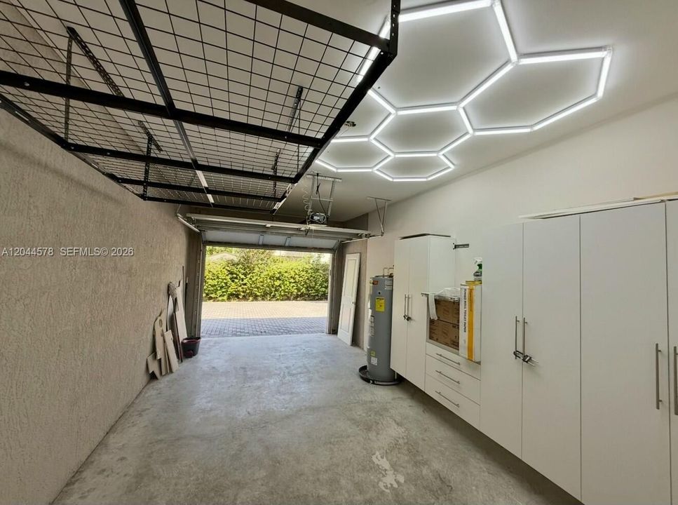 В аренду: $3,400 (3 спален, 2 ванн, 1372 Квадратных фут)