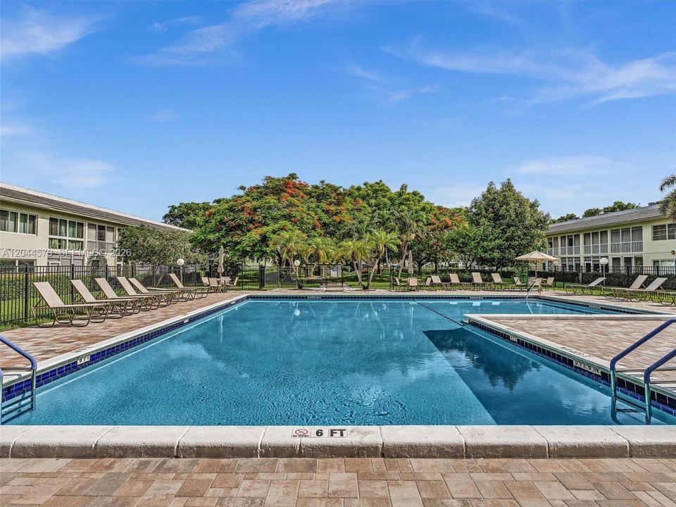 PRIVATE BAHAMA POOL