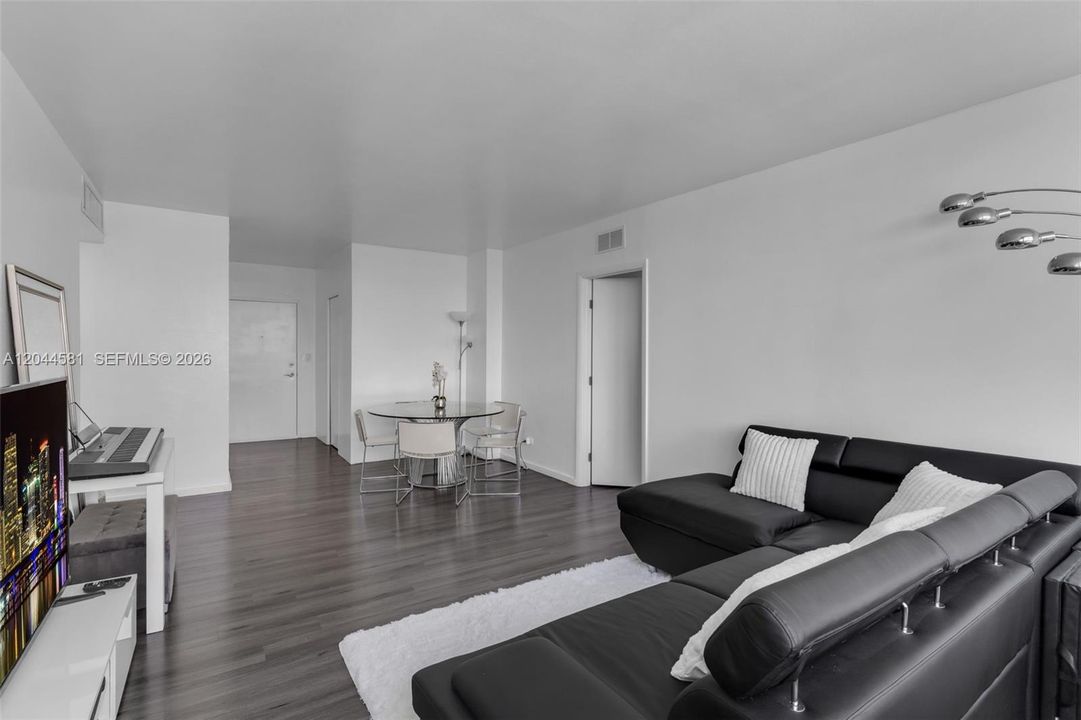 На продажу: $495,000 (3 спален, 2 ванн, 1181 Квадратных фут)