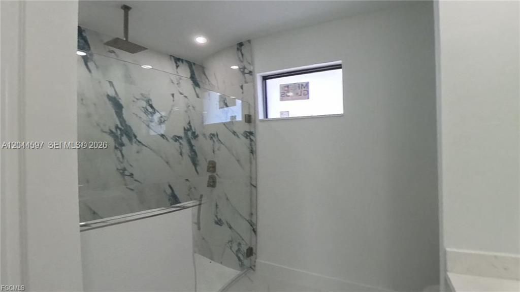 На продажу: $349,000 (3 спален, 2 ванн, 0 Квадратных фут)