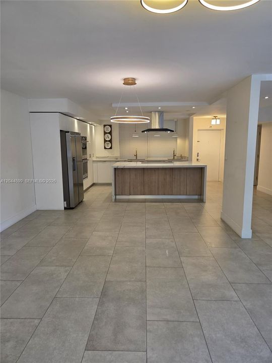 В аренду: $3,600 (3 спален, 2 ванн, 1380 Квадратных фут)